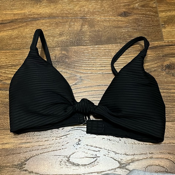 bikini top - Picture 1 of 4